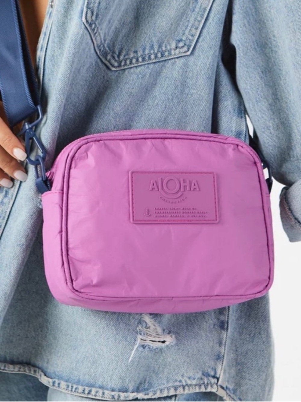 ALOHA Collection Le Tour Crossbody Bag Orchid - Picture 2 of 5